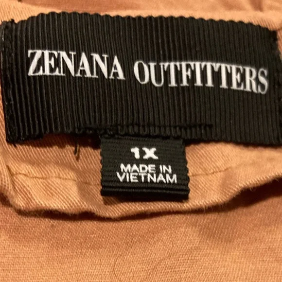 EUC Zenana Outfitters Lightweight Vest Plus Size 1X - Picture 6 of 8